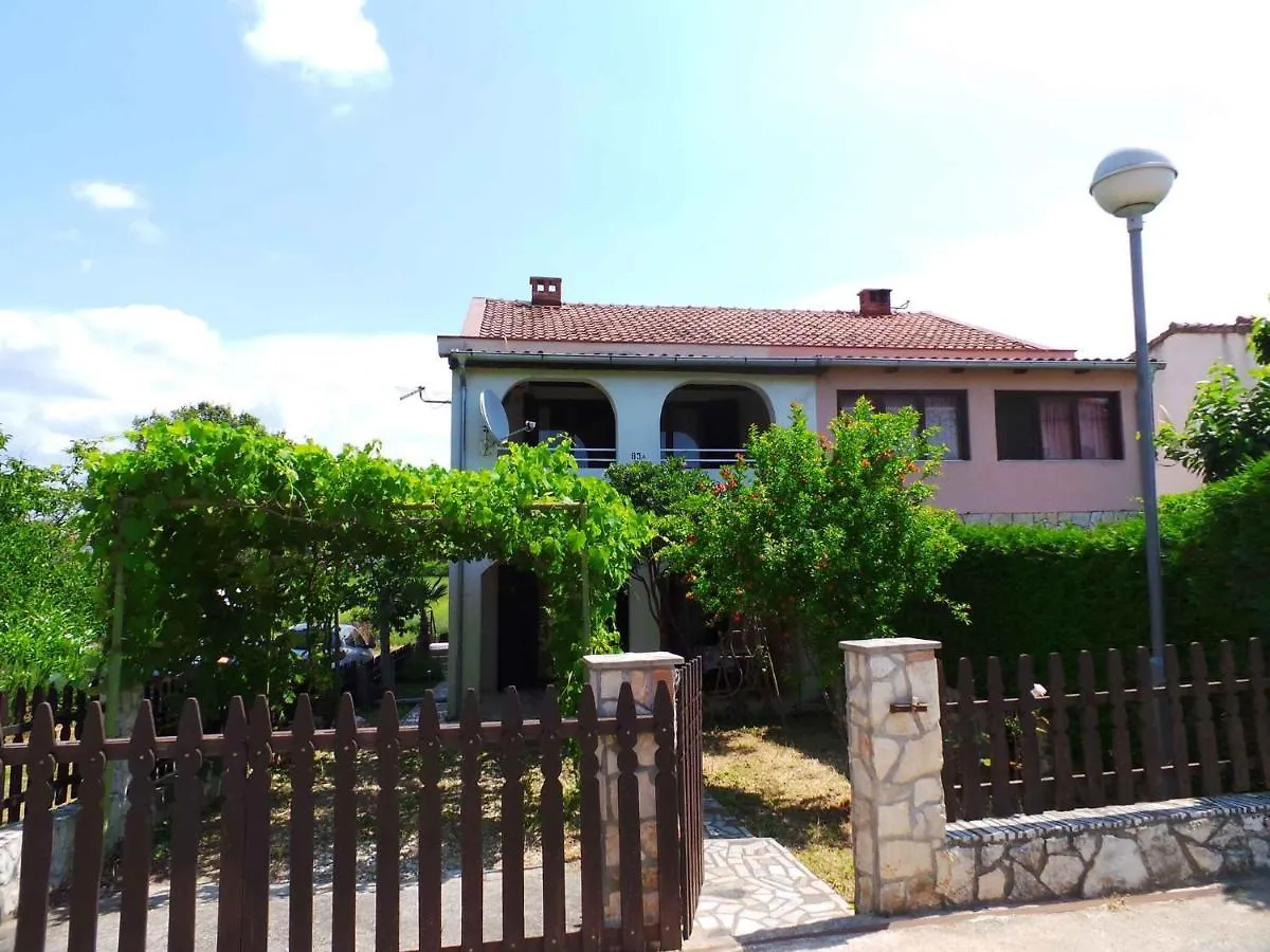 Apartment In Valbandon/Istrien 8608 location